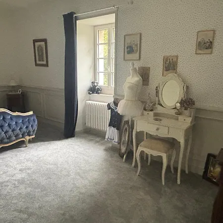 Le Vieux Clos Du Rucher Ker-melen Bed & Breakfast