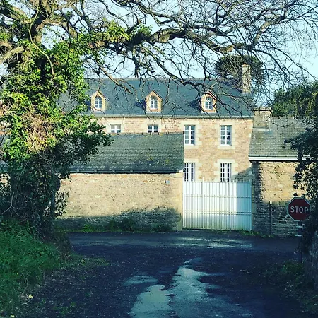 Le Vieux Clos Du Rucher Ker-melen Bed and breakfast Paimpol