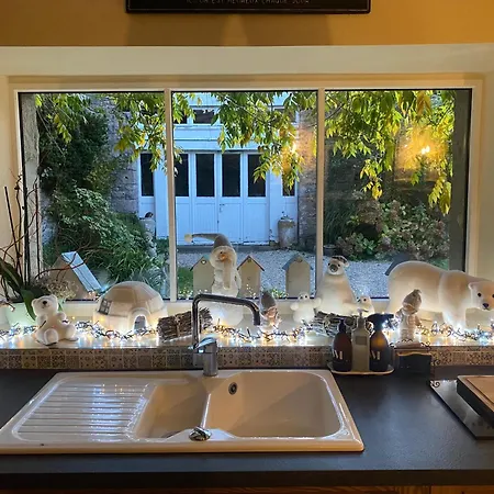 Le Vieux Clos Du Rucher Ker-melen Bed & Breakfast Paimpol